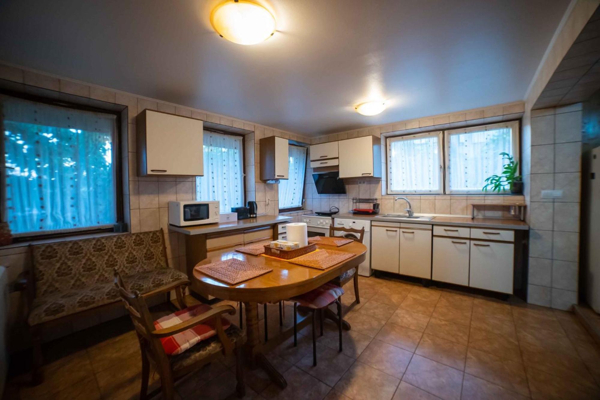 Full-House Si Gradina In Bucovina, Lisaura Villa Eksteriør billede